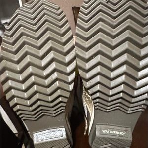 Sorel Waterproof boots. Like New Condition. Size 8.5 (fits like size 9). $150